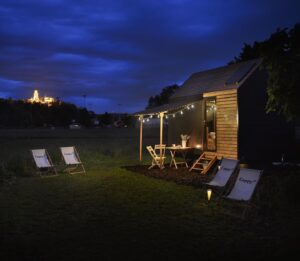 Celoroční mobilní domy ve stylu tiny house od Woodky.cz