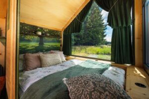 spani v tiny house pro 4 osoby